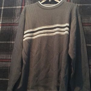 Authentic men’s large sweater